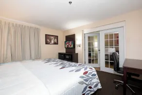 Red Roof Inn PLUS + Phoenix West - Quarto