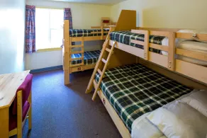 HI Banff Alpine Centre - Hostel - Room
