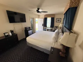 Princess Anne Hotel, SureStay Collection by Best Western - Zimmer