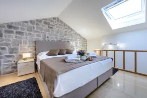 Vacation home with Private heated Pool - Room