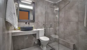 Frontzu Politia - Salle de bain