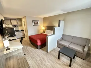 Econo Lodge Inn & Suites - Chambre