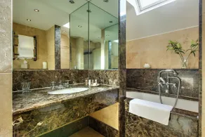 Byfords  - Baño