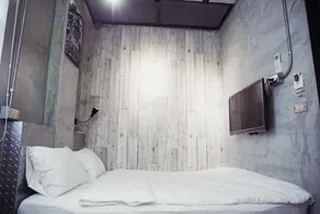 You Worth Inn - Room