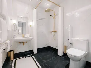 The Burman Hotel - Member of Small Luxury Hotels of the World - Bathroom