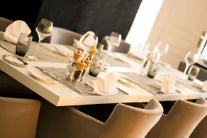 Hôtel Restaurant Des Remparts - Restaurang