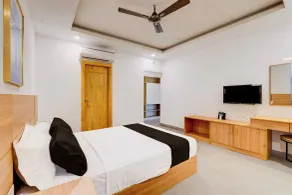 Hotel O NA GRAND - Quarto