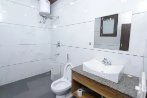 Hotel Razia Inn - Badrum