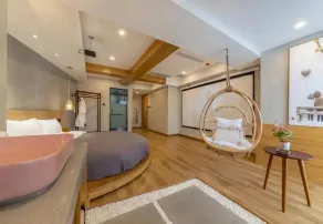 Serene Nook Hotel 丨 Skyline River Views - Room