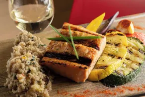 Hilton Garden Inn Tacoma Downtown - Restaurant