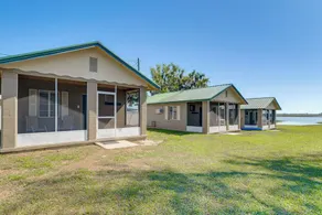 Lake Days + Pool Fun! Nature Coast Retreat - Interni