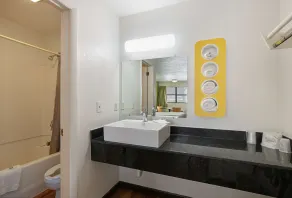 Motel 6 Chattanooga, TN - Badezimmer