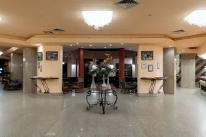 Empire Hotel Aqua Park - Couples and Families - Rezeption