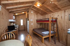 Medina Lake Camping Resort Cabin 7 - Rom