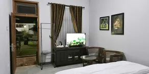 Omah Keniten Prambanan by ABM - Room