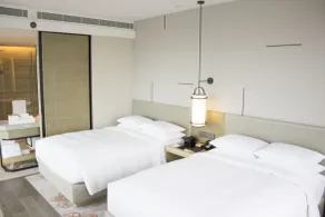 Shanghai Marriott Hotel Kangqiao - Room
