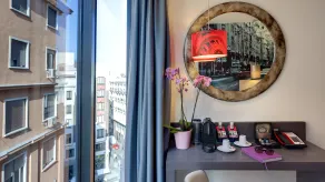 Hotel Indigo Madrid - Gran Vía by IHG - Værelse