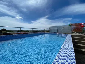 MDM HOTEL  - Piscina