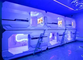 Bestow Capsule Hostel - Habitación