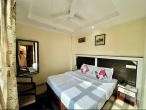 Hotel Anuj Regency - Habitación