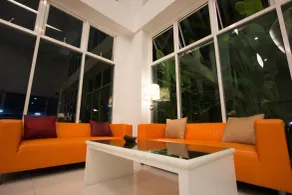 Primetime Hotel - Hall