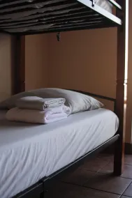 Ashland Commons Hostel - Room