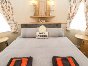 10 Poppy Lodge - Room