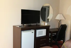 Super 8 by Wyndham Locust Grove - Chambre