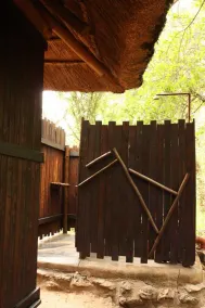 Off Beat Safaris Bush Lodge - Badezimmer
