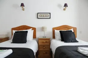Eyre Court Hotel - Zimmer