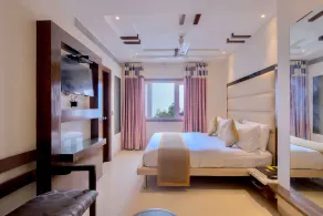 THE SINGH EMPIRE, New Delhi City Centre - Room
