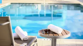Holiday Inn Express & Suites Miami Airport East by IHG - Pool