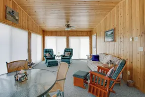 Boat & Hike Up North! Lakefront Minnesota Duplex - Innenbereich