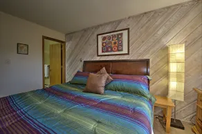 Cimarron Chalet - Grand domaine familial avec un emplacement convoité en ville - Chambre