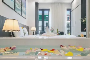 The Enchanted Ha Long Hotel - Bai Chay Beach - Room