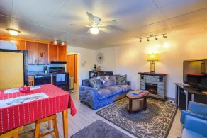6 Mi to Dtwn Denver: Artsy Home w/ Mtn Views! - Innenbereich