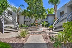 Sleek Phoenix Condo: Walk to Biltmore Fashion Park - Interiør