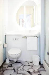 Ibis Budget Sarrebourg Buhl - Bathroom