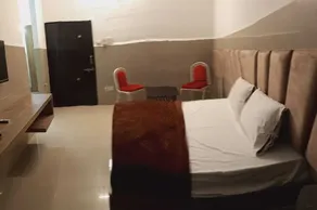 HOTEL CRAZY HOME AND RESORT - Quarto