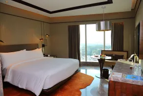 Conrad Bengaluru - Room