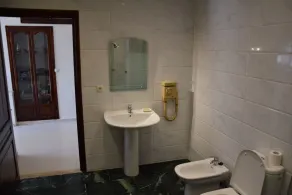 5 dormitorios Villa Yasmine, ideal para vacaciones en familia, cerca de playas - Baño