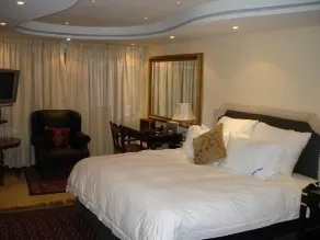 Kosmos Manor Guest House - Room