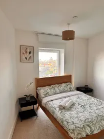 Birmingham City Centre Apartment- 2 Bathrooms & 2 Bedrooms With Balcony For Workers and Comfort seekers alike - Rom