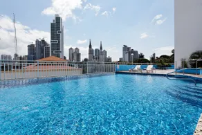 Crown Plaza Panamá - Piscina