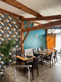 Logis Hôtel Le Cygne - Restaurant