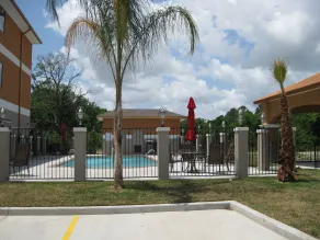Comfort Suites Oil Center - Piscine