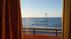 Blue Sky Hotel Apartments - Vue de la chambre