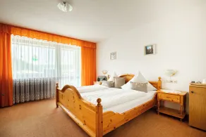 Auerhahn Bed and Breakfast - Black Forest - Waldhotel - Quarto