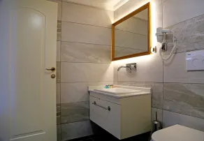 Kubaliç Hotel - Bad