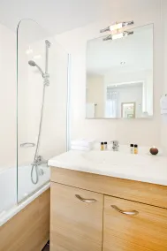 Residhome Aparthotel Gergovia Clermont-Ferrand - Salle de bain